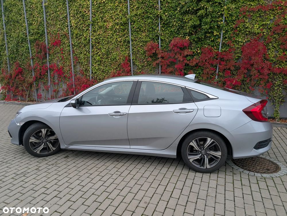Honda Civic 1.5 T Executive CVT - 21
