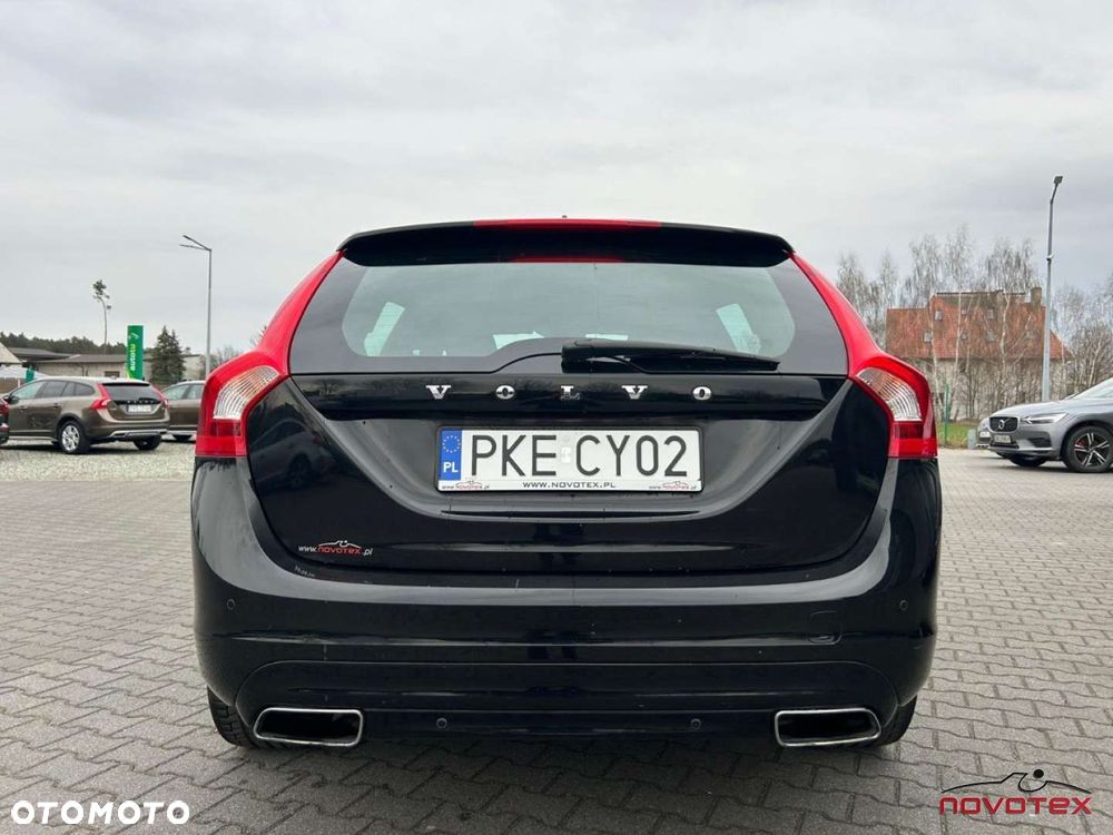 Volvo V60 T3 Momentum - 6