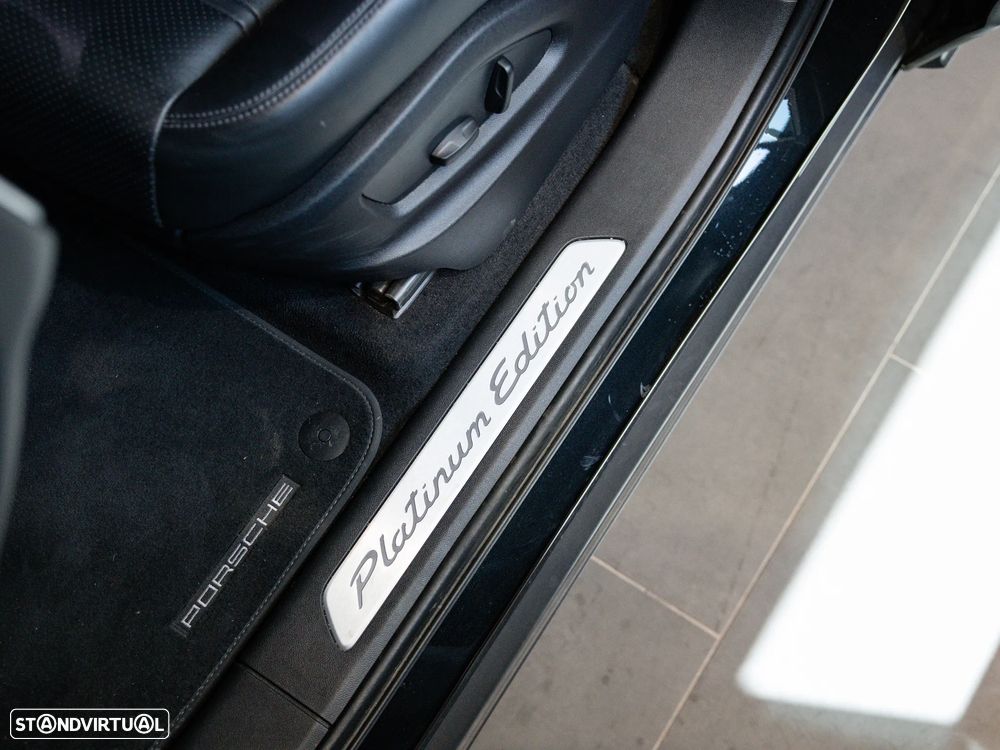 Porsche Cayenne E-Hybrid Platinum Edition - 24
