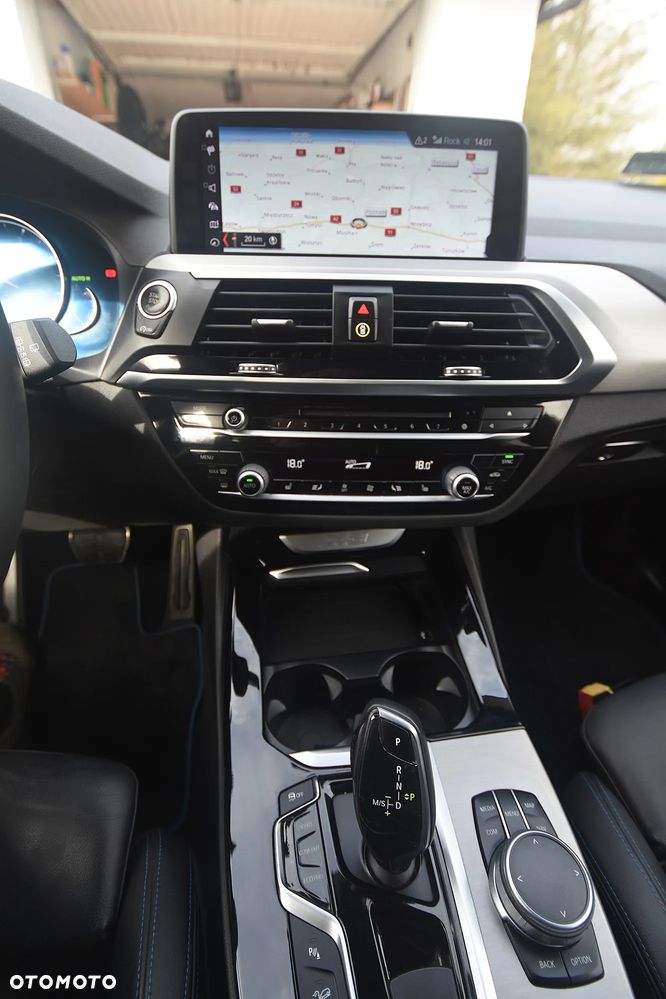 BMW X3 xDrive20d sport - 11