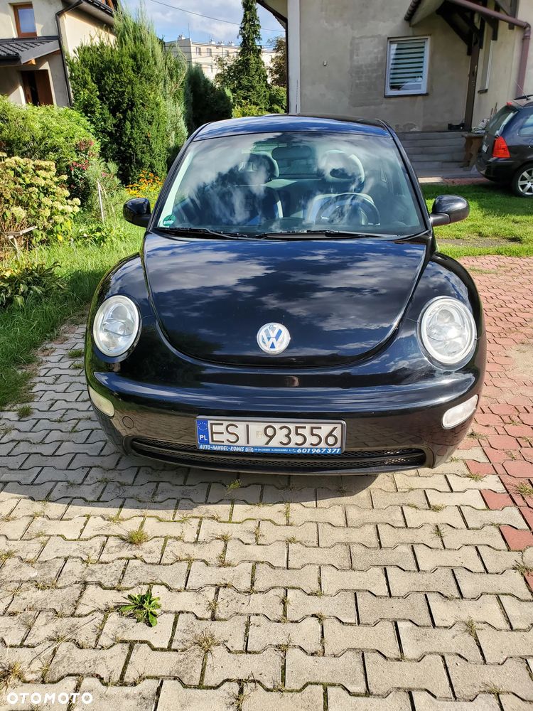 Volkswagen New Beetle 1.6 - 25