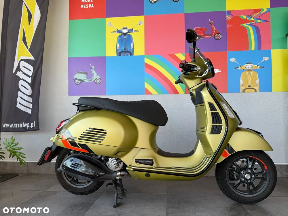 Vespa GTS - 2