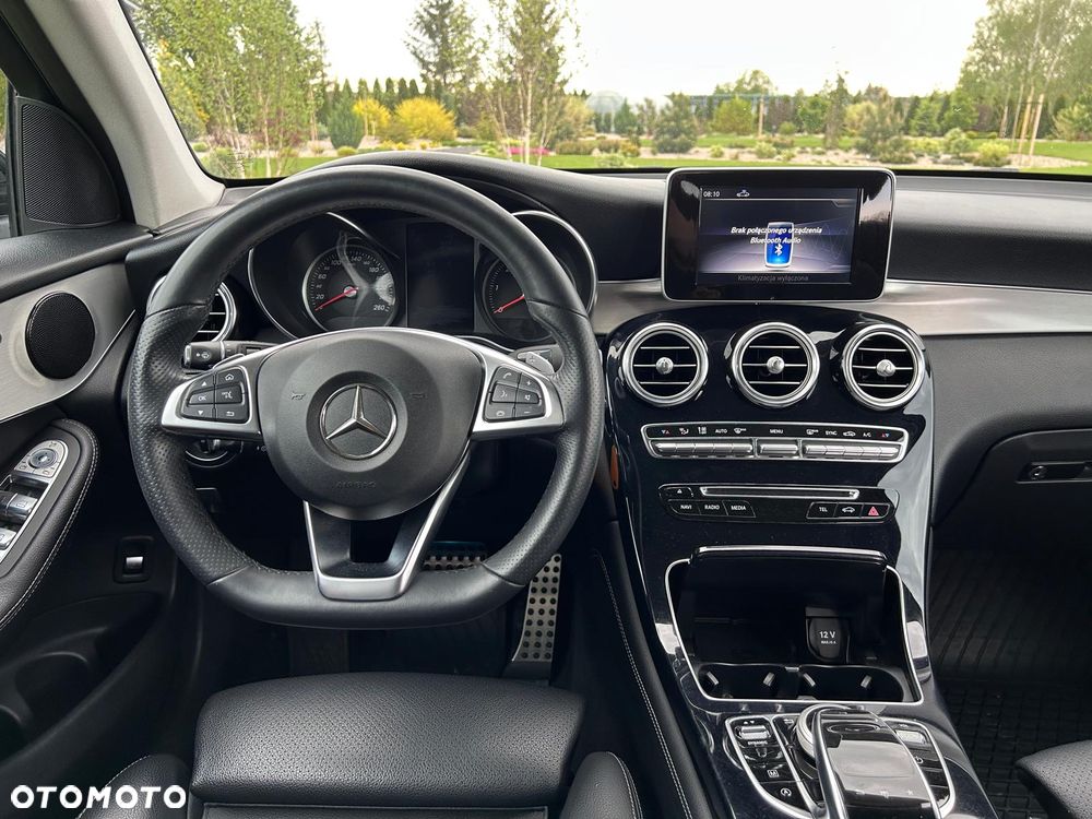 Mercedes-Benz GLC - 11