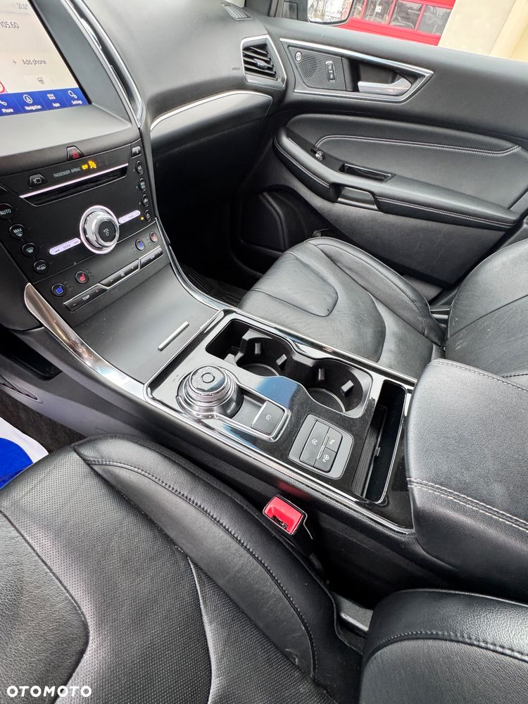 Ford Edge 2.0 EcoBlue Twin-Turbo 4WD Titanium - 3