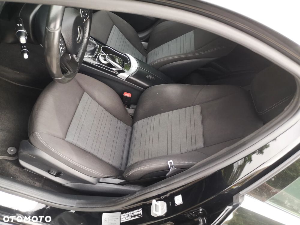 Mercedes-Benz Klasa C 200 Avantgarde - 25