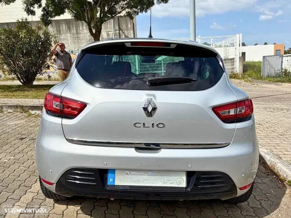 Renault Clio - 5