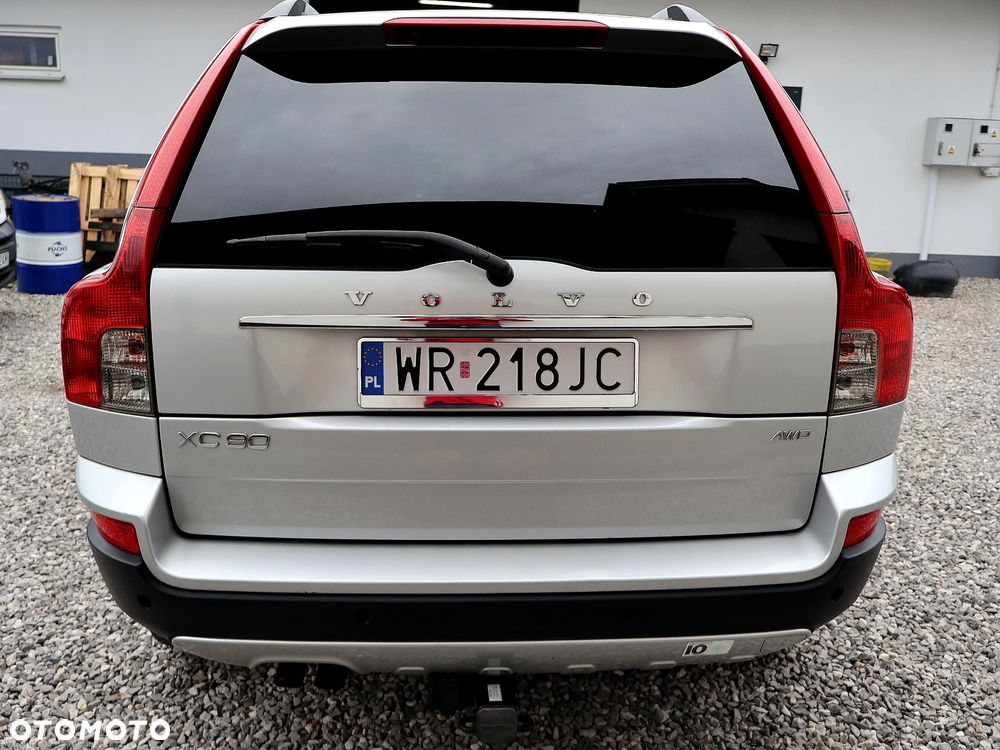 Volvo XC 90 - 9