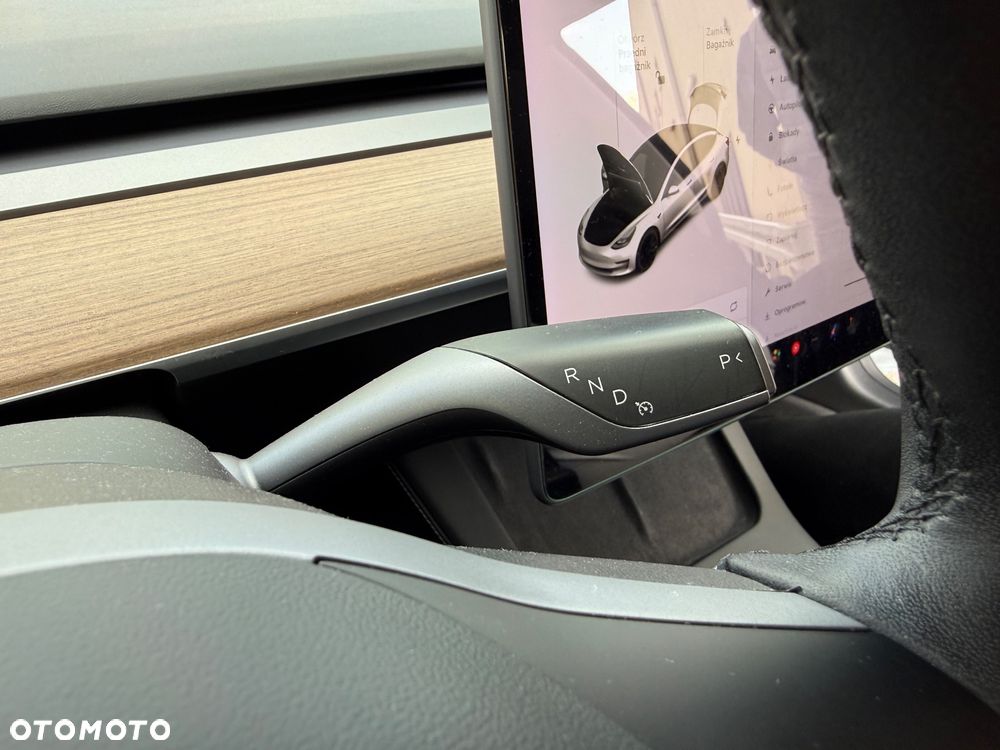 Tesla Model 3 Performance AWD - 24