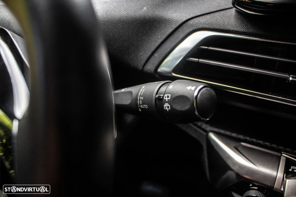 Peugeot 5008 PureTech 130 EAT8 Stop & Start Allure - 17