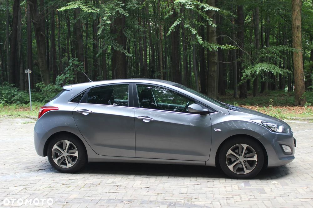 Hyundai i30 1.6 CRDi Classic - 10
