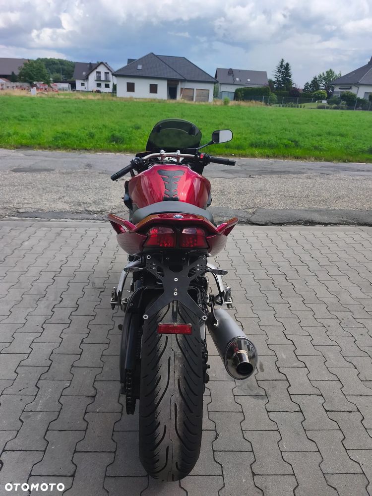 Yamaha FZ - 15