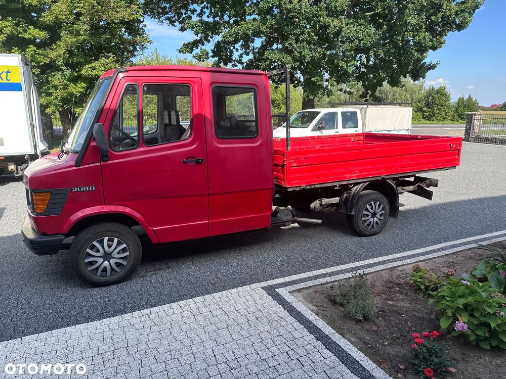 Mercedes-Benz 208D T1 - 2