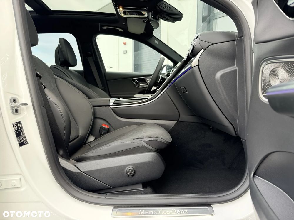 Mercedes-Benz GLC - 19