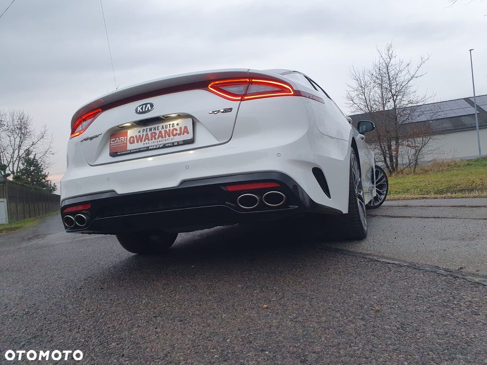 Kia Stinger 2.0 T-GDI GT Line - 29