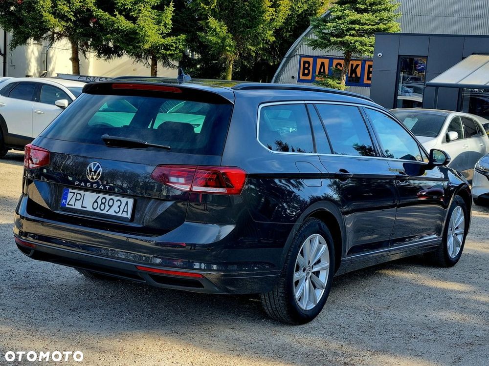 Volkswagen Passat - 6
