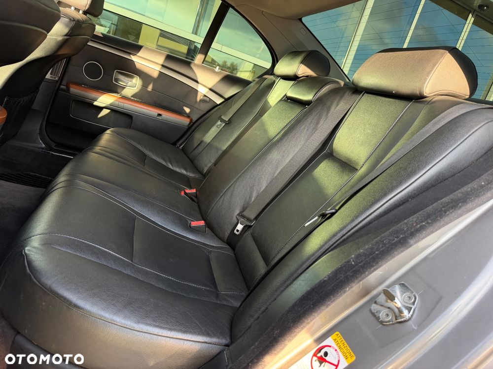 BMW Seria 7 730d - 26
