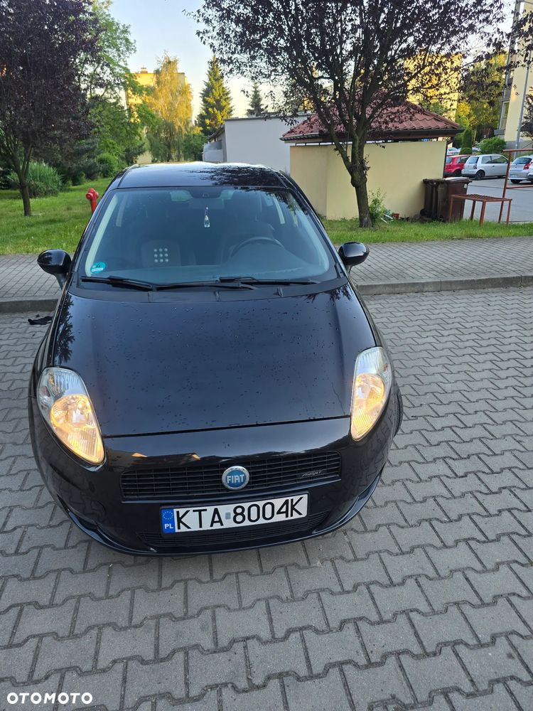 Fiat Punto 1.4 16V Dynamic - 1