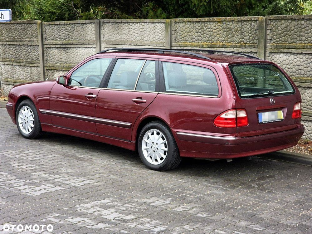 Mercedes-Benz Klasa E - 6