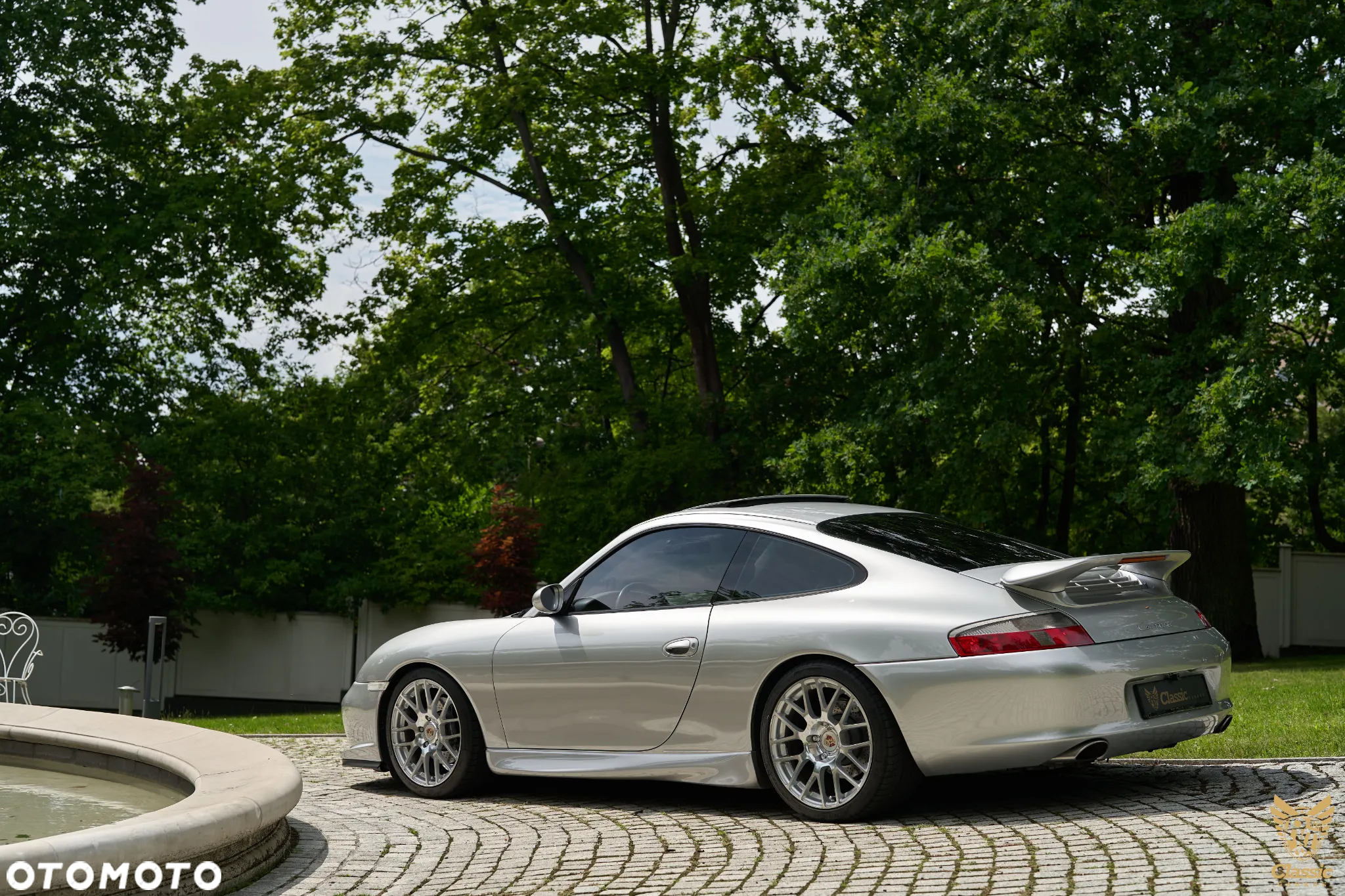 Porsche 911 Carrera - 27