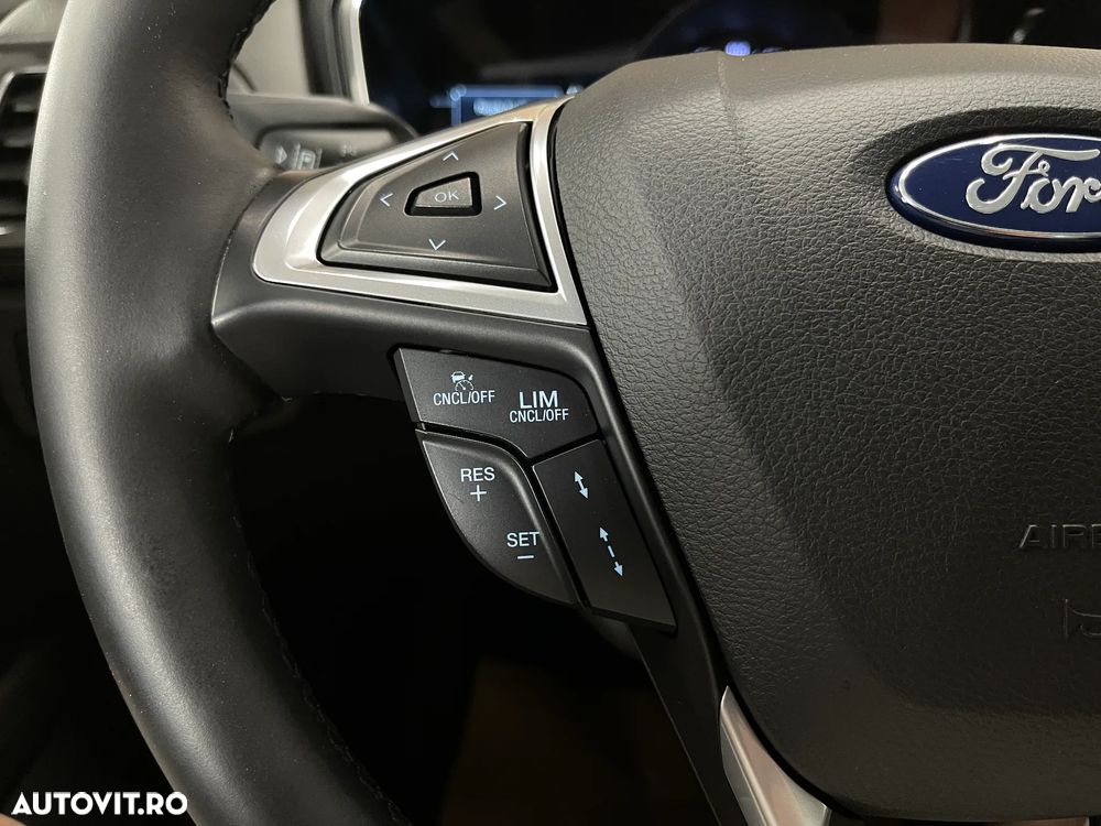 Ford Mondeo 2.0 HEV Titanium - 25
