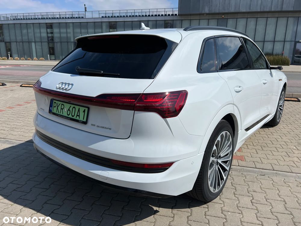 Audi e-tron 55 Quattro - 6