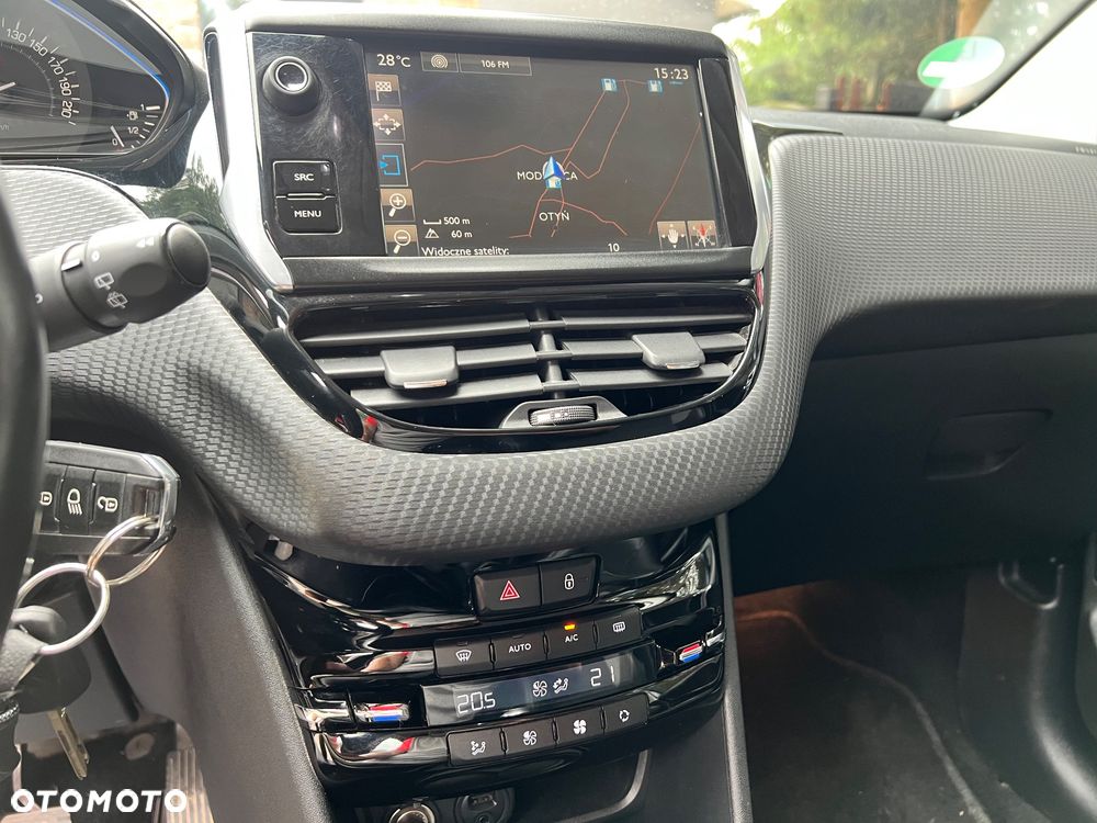 Peugeot 2008 PureTech 130 Stop&Start Allure - 21