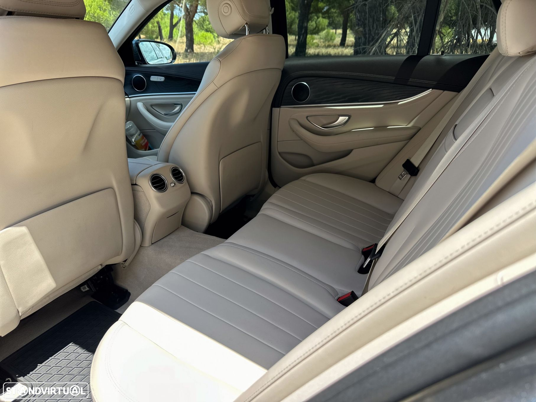 Mercedes-Benz E 300 - 35