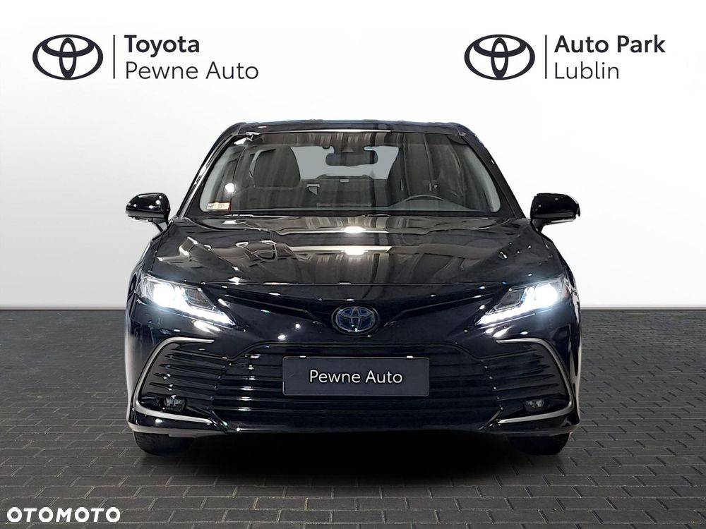 Toyota Camry - 8
