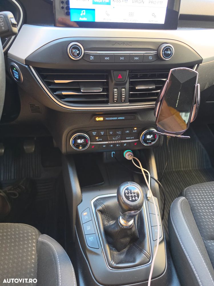 Ford Focus - 10