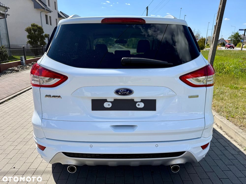 Ford Kuga 1.6 EcoBoost 2x4 Titanium - 8