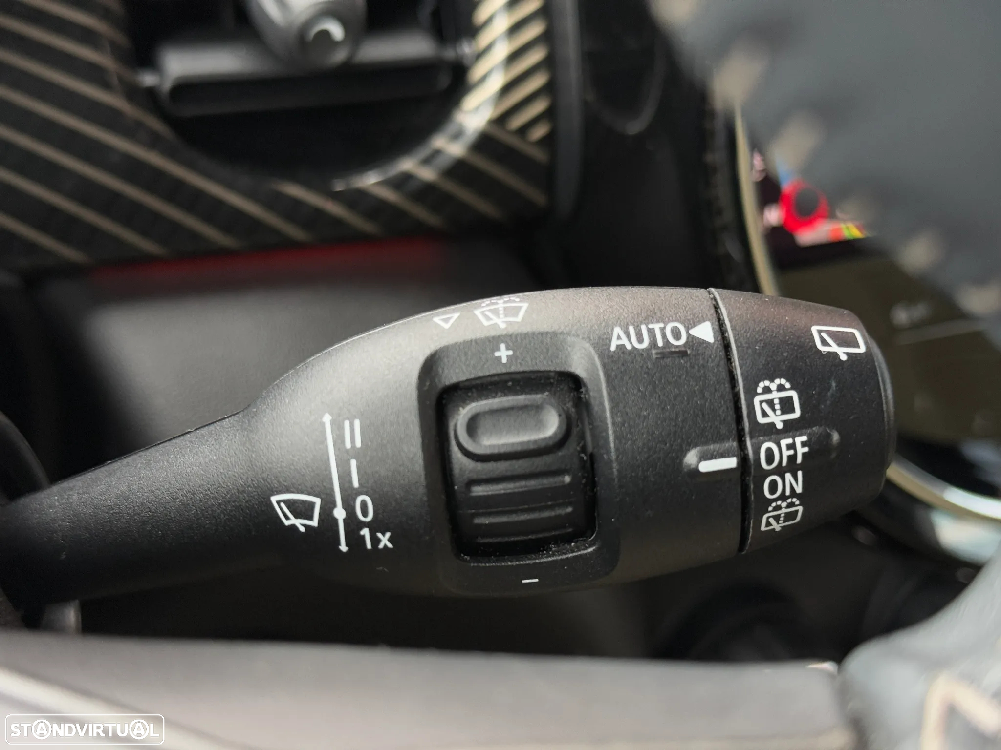 MINI 3 Portas Cooper SE Resolute Edition - 9