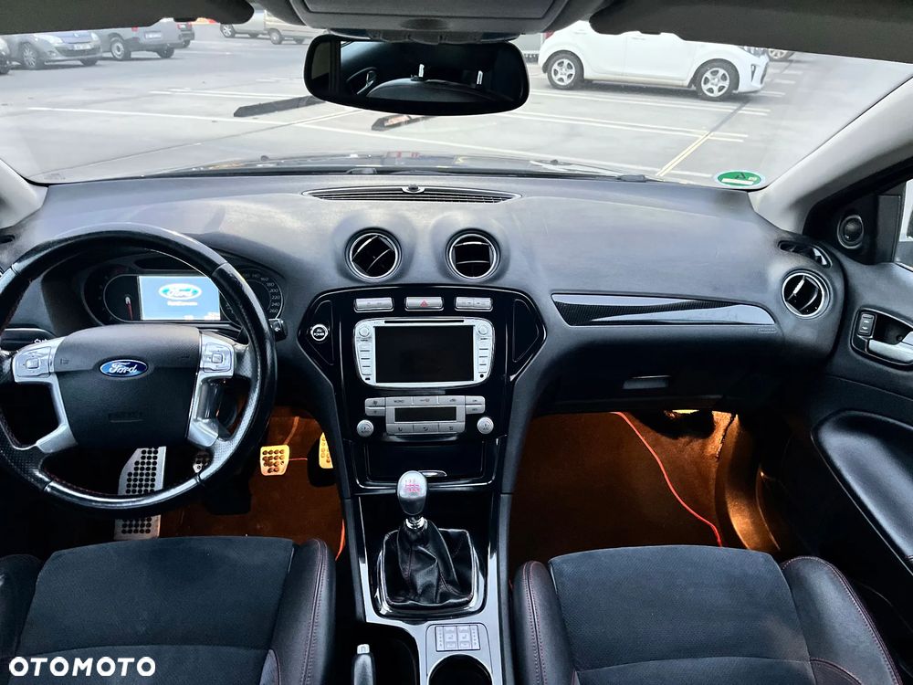 Ford Mondeo 2.5 Titanium S - 9