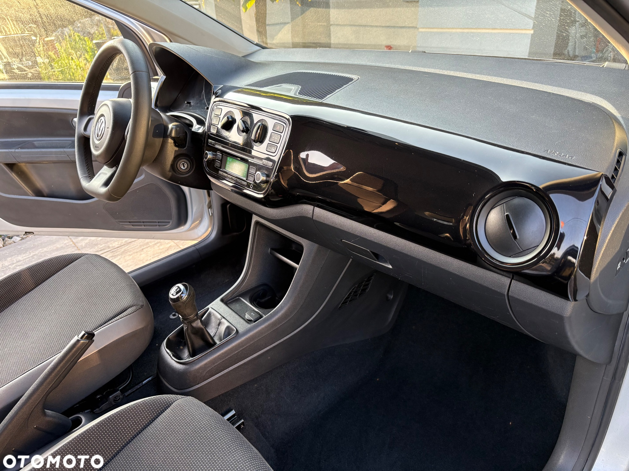 Volkswagen up! 1.0 move - 6