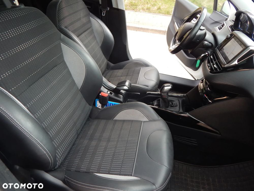 Peugeot 2008 PureTech 110 Stop&Start Crossway - 20