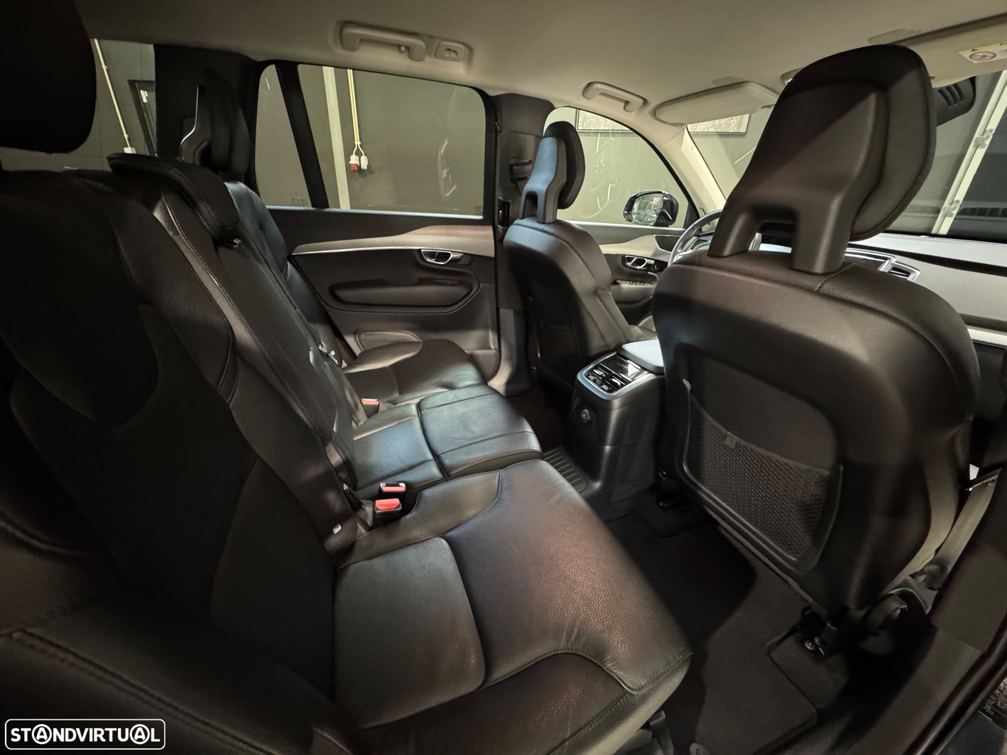 Volvo XC 90 2.0 T8 PHEV R-Design Expression AWD - 17