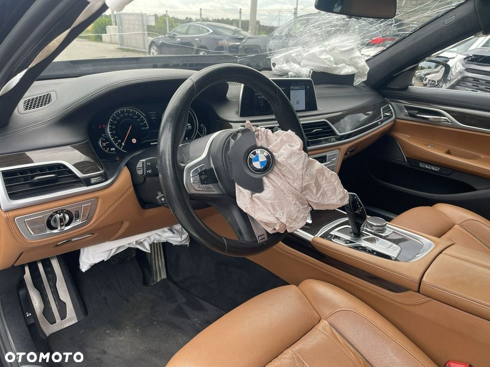 BMW Seria 7 750Ld xDrive sport - 7