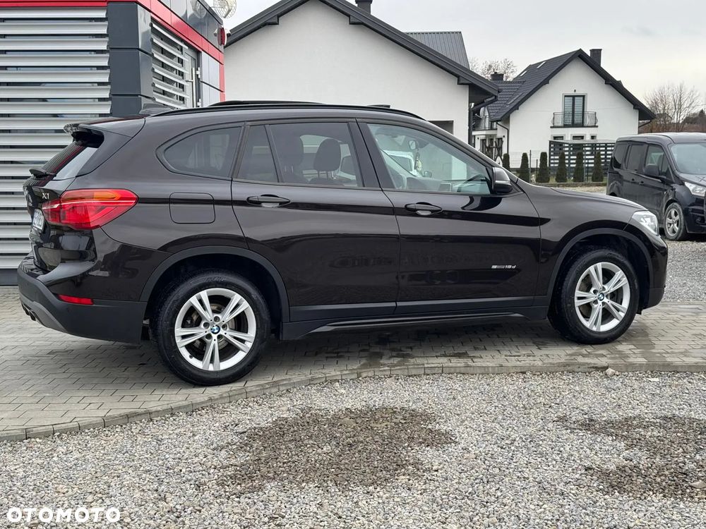BMW X1 sDrive18d xLine - 2