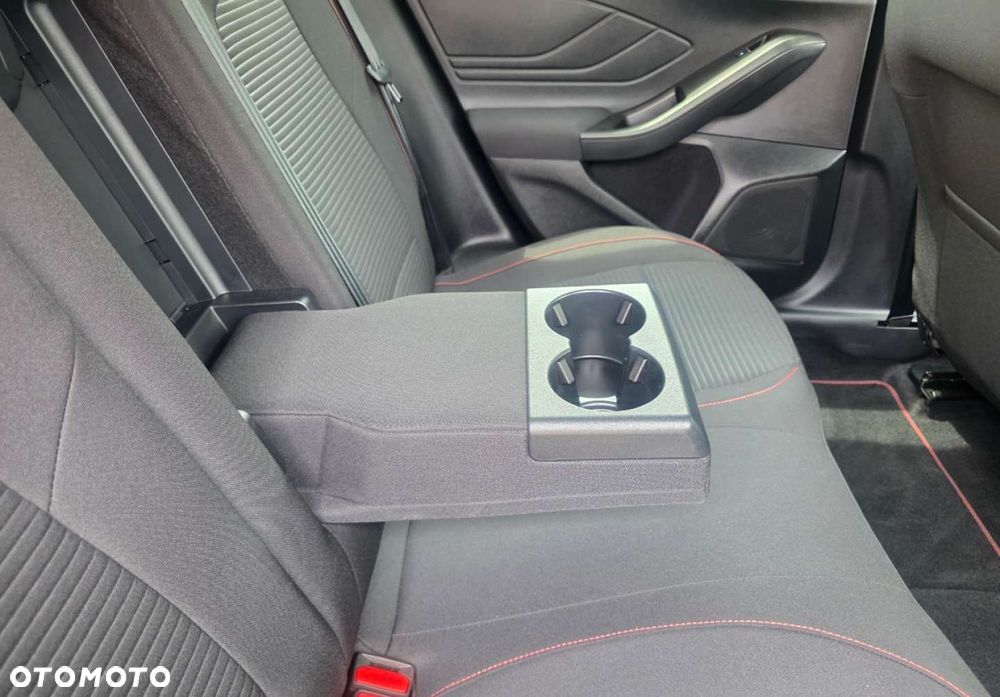 Ford Focus - 35