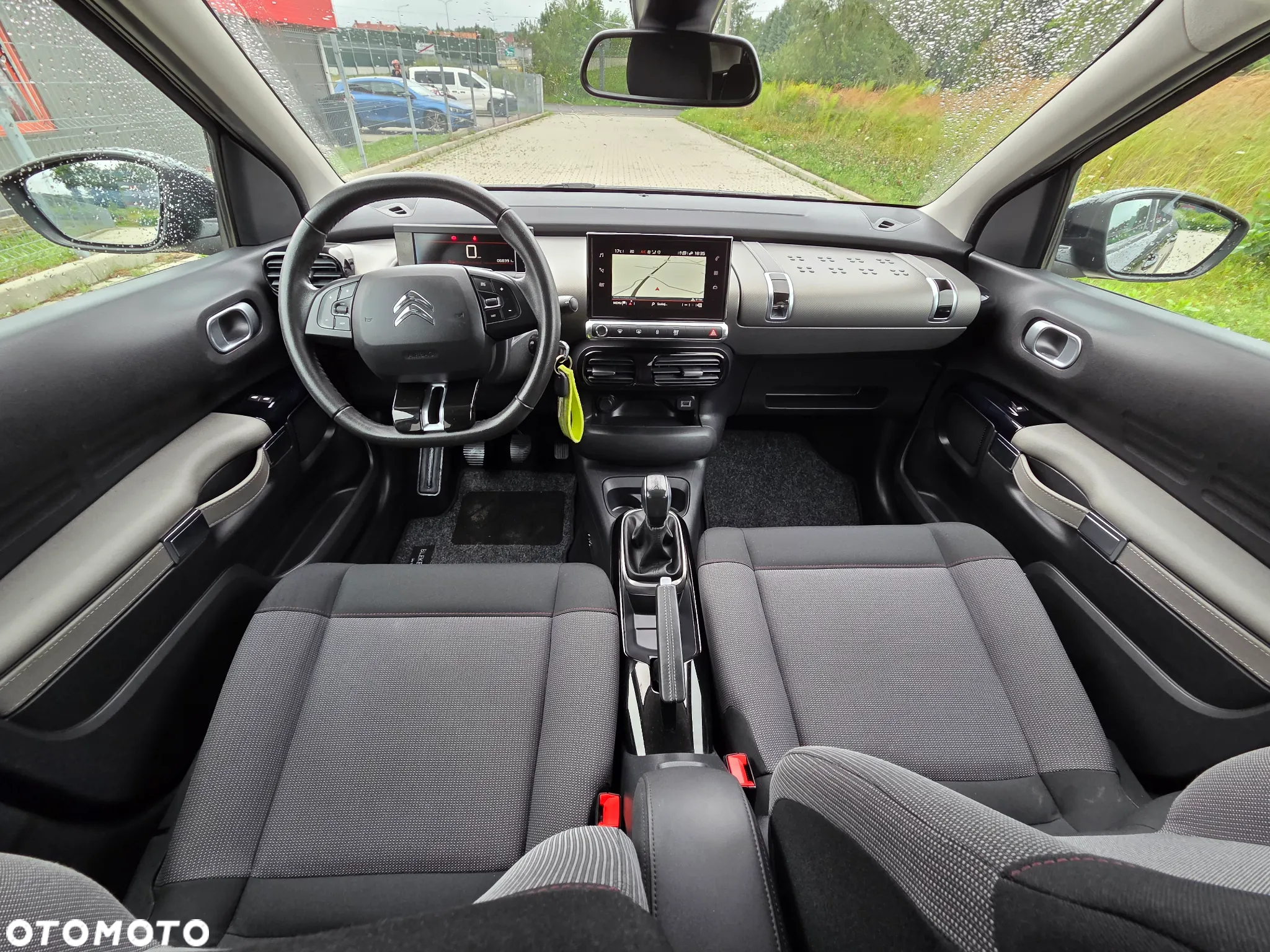 Citroën C4 Cactus 1.2 PureTech Live S&S - 19