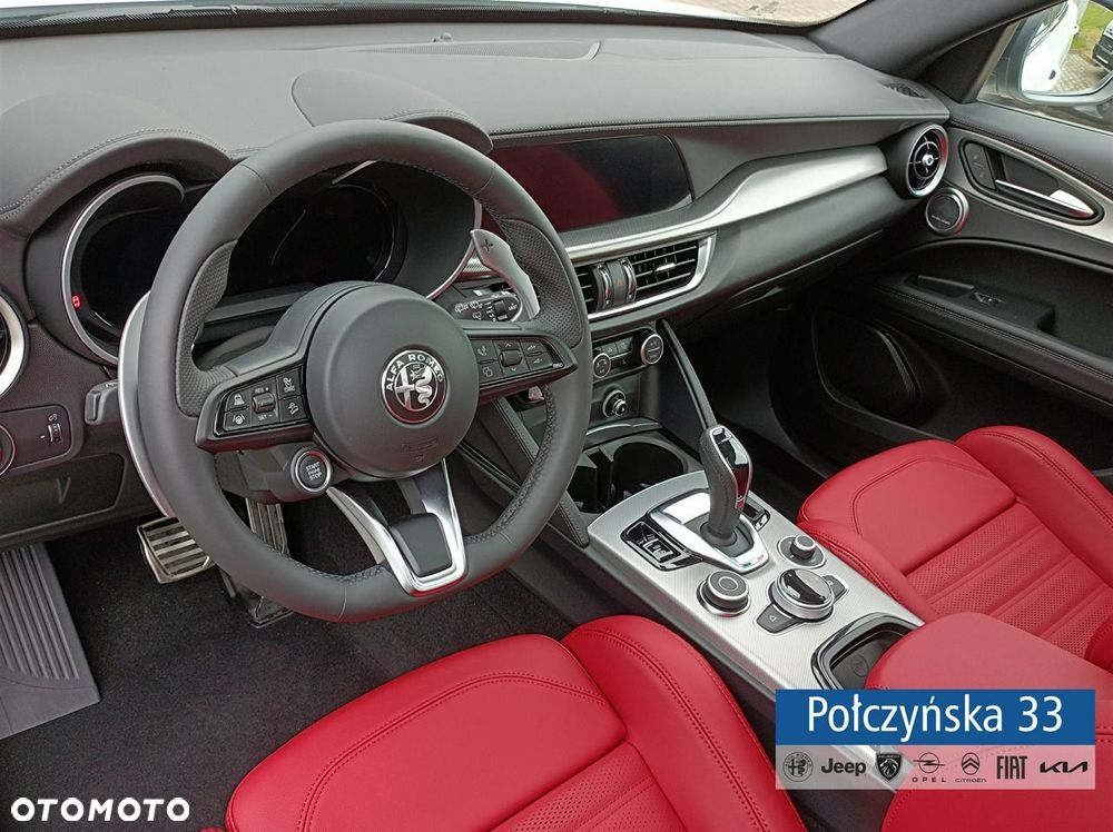 Alfa Romeo Stelvio - 4