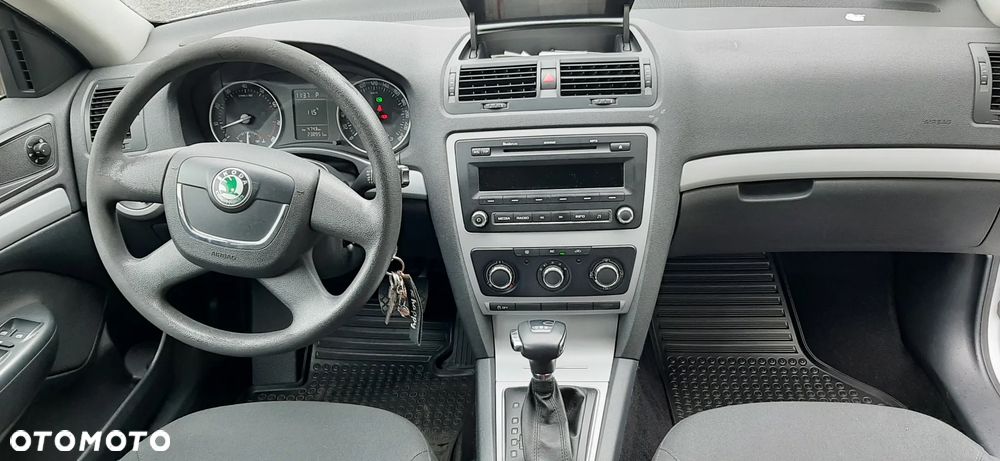 Skoda Octavia - 8
