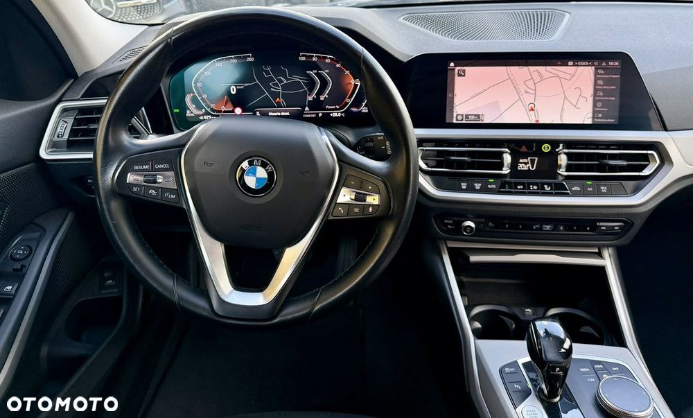 BMW Seria 3 - 18