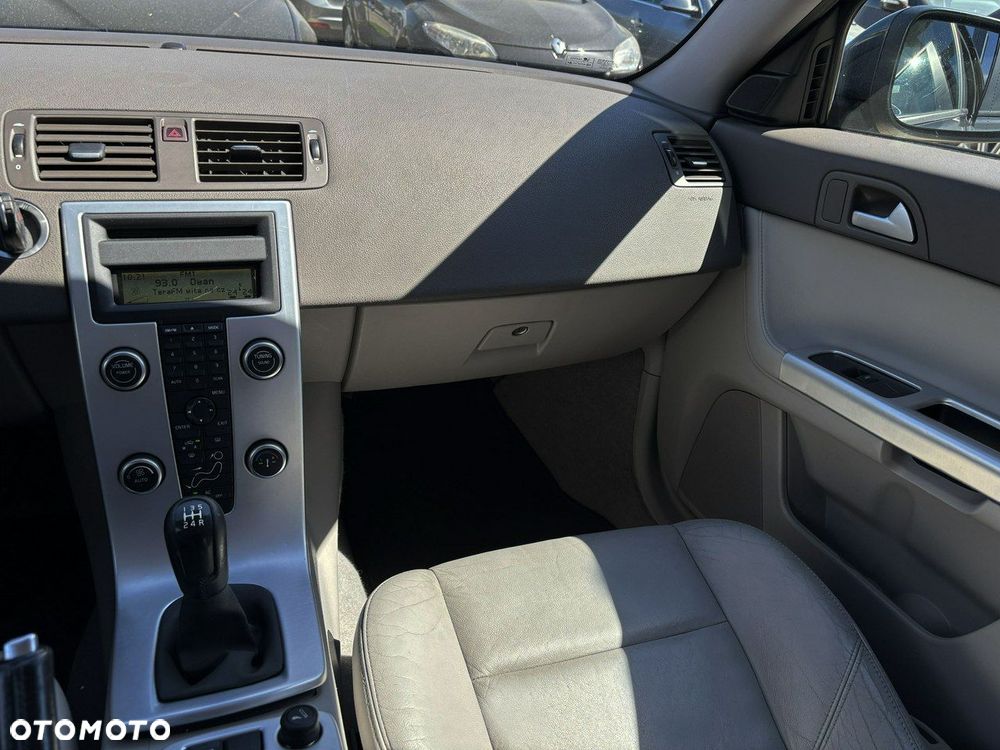 Volvo S40 - 25