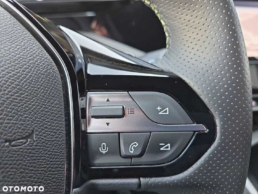 Peugeot 408 1.2 PureTech GT S&S EAT8 - 16