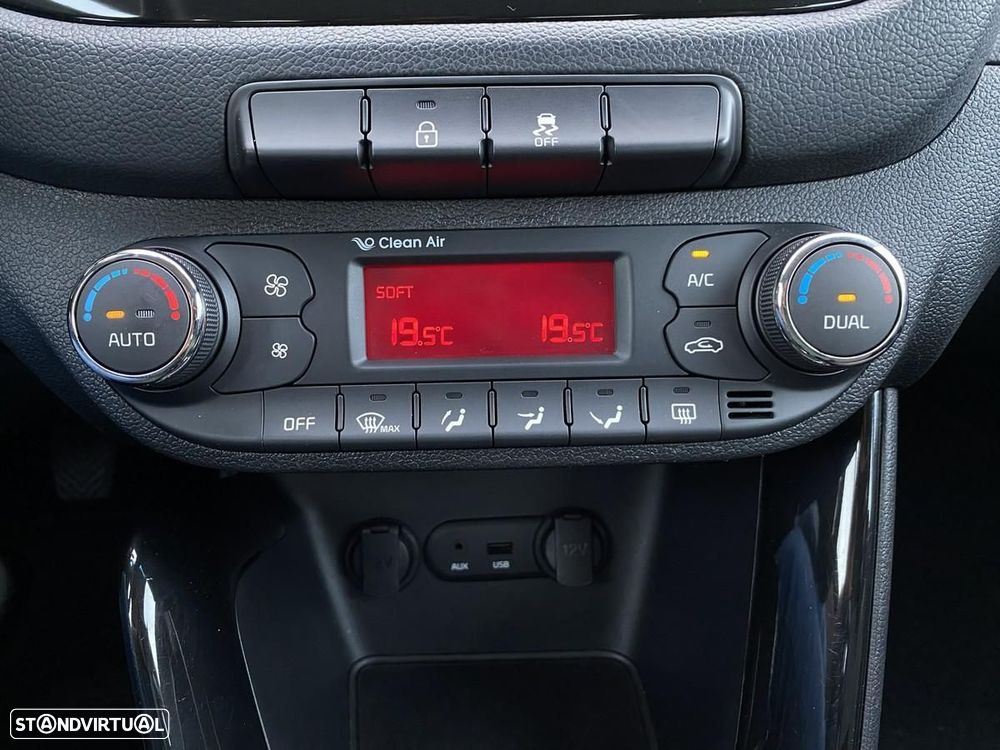 Kia Ceed SW 1.6 CRDi TX - 22