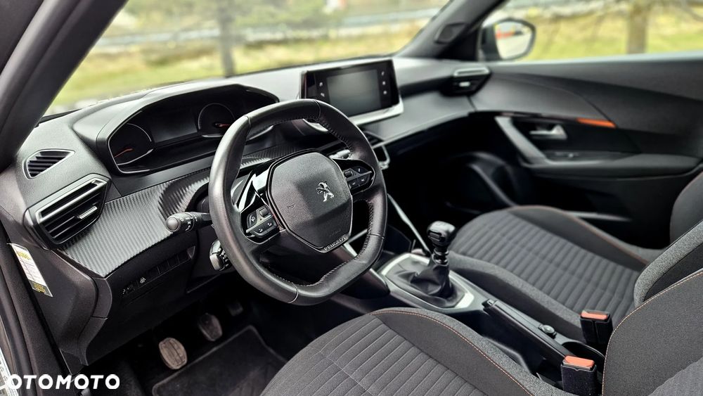Peugeot 2008 PureTech 100 Business S&S BVM6 - 5