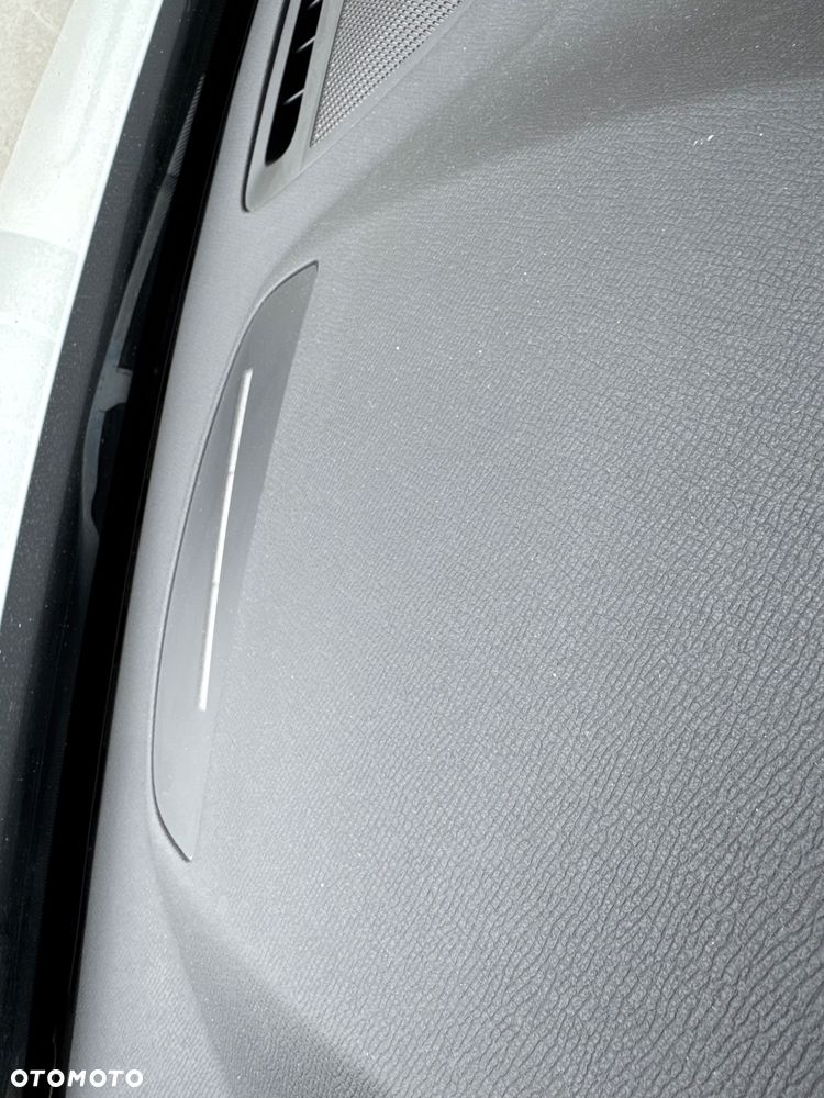 Volvo XC 90 D5 SCR AWD Momentum 7os - 29