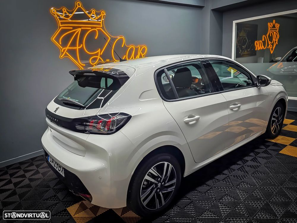 Peugeot 208 1.2 PureTech Allure Pack EAT8 - 14