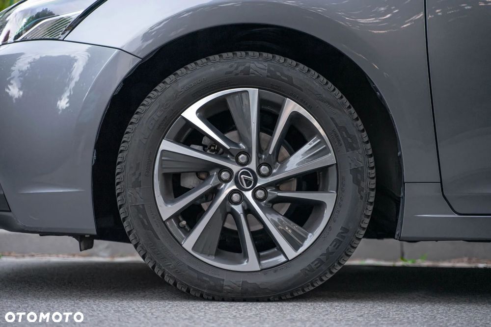 Lexus CT 200h Business Edition - 13