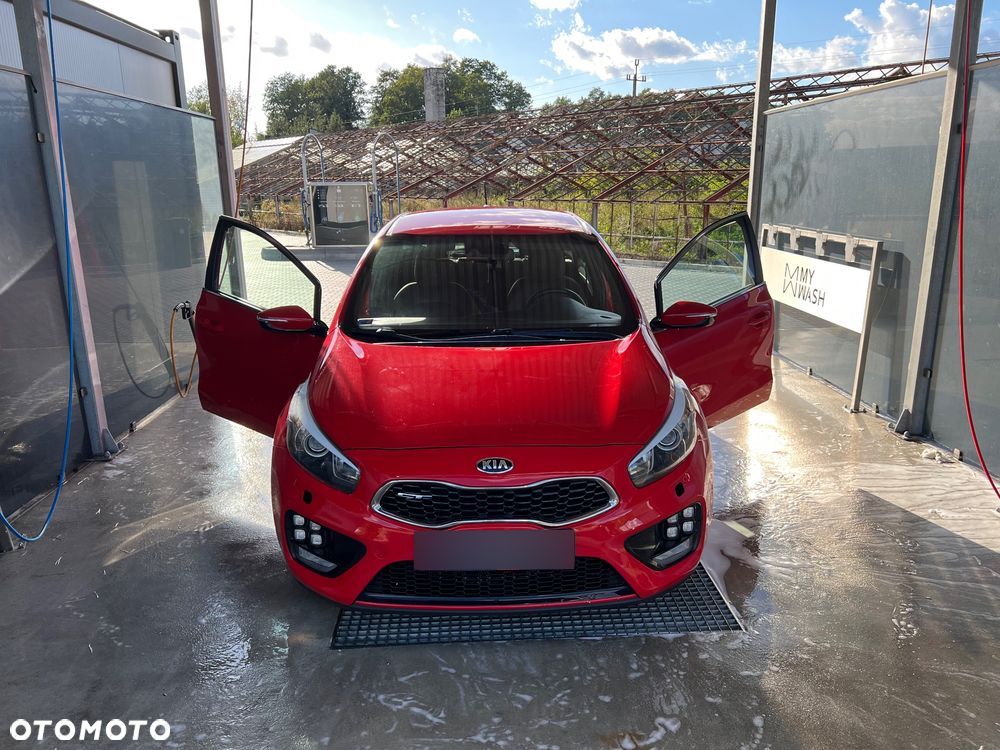 Kia Ceed 1.6 T-GDI GT - 1